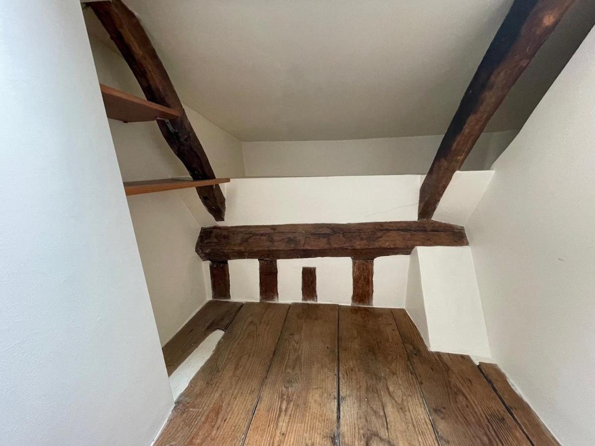 Le Marais Vue Et Metro Ligne 1, 11 Et Rer A, B Appartement *