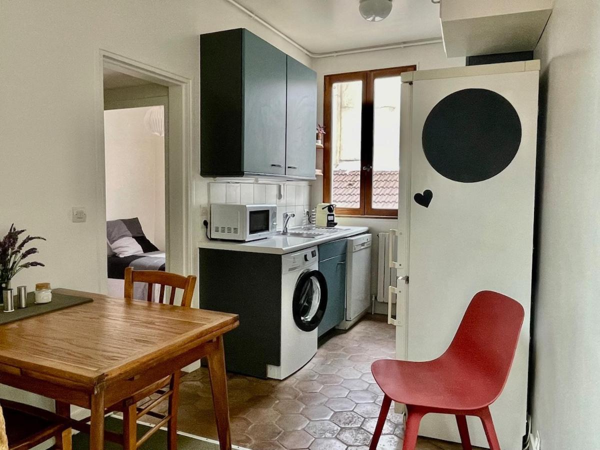 Le Marais Vue Et Metro Ligne 1, 11 Et Rer A, B Appartement Parijs