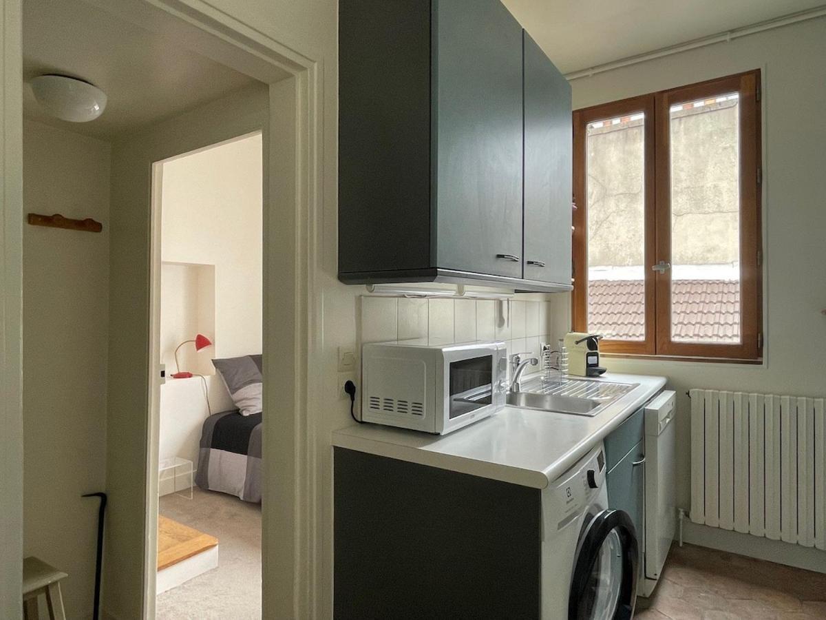 Le Marais Vue Et Metro Ligne 1, 11 Et Rer A, B Appartement Paris